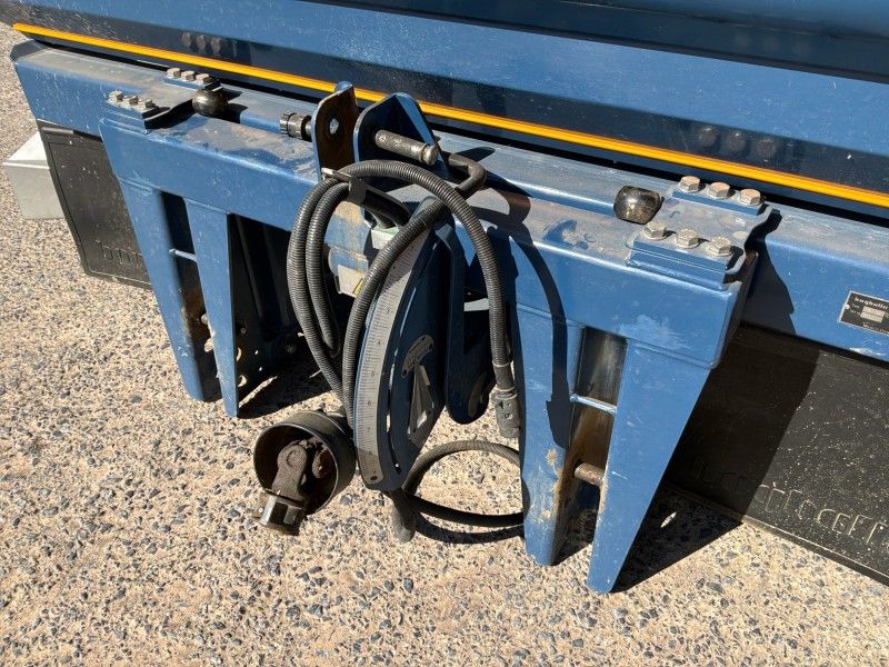 2010 Bogballe M2W QZ Fertilizer Spreader