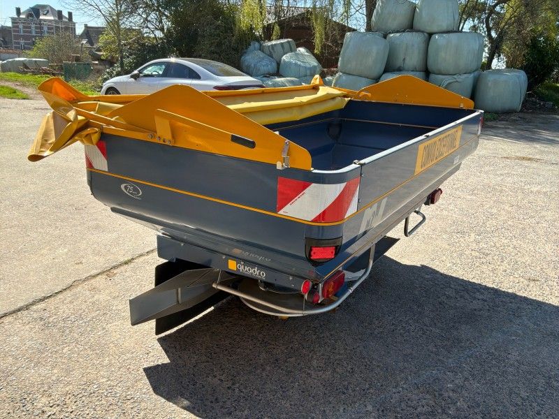2010 Bogballe M2W QZ Fertilizer Spreader