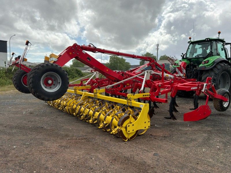 2020 Pottinger Synkro 6030T cultivator with Conoroll (demo unit)