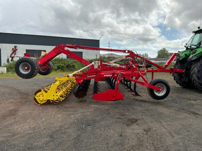 2020 Pottinger Synkro 6030T cultivator with Conoroll (demo unit)