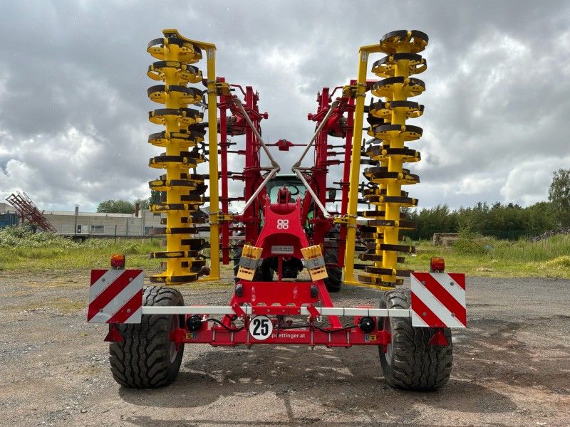 2020 Pottinger Synkro 6030T cultivator with Conoroll (demo unit)