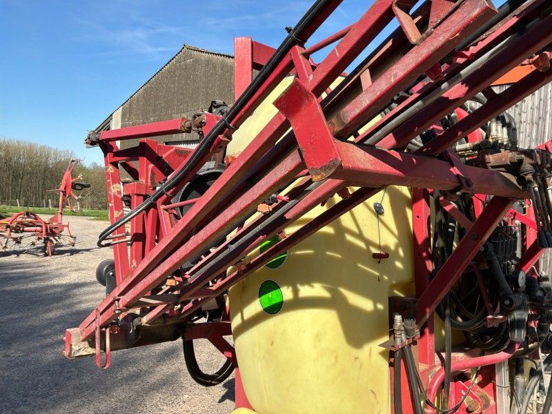 Hardi 361 -ME-1000-BK/HM/5-18-LHY Feldspritze