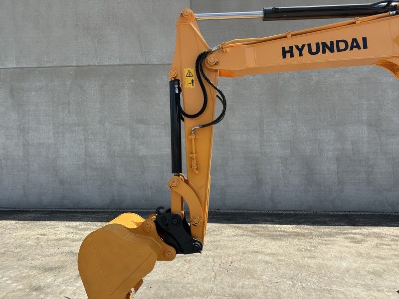 2019 Hyundai R60VS Midi Excavator