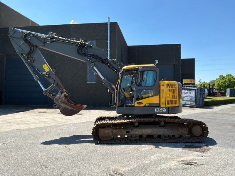 2013 Volvo ECR 235 DL Crawler Excavator