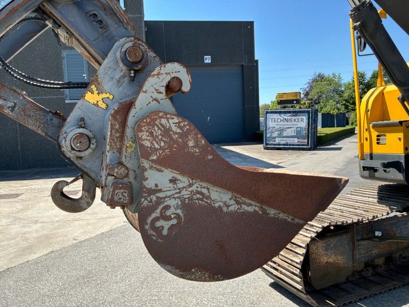 2013 Volvo ECR 235 DL Crawler Excavator