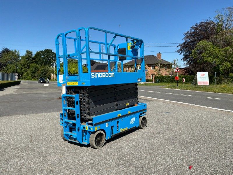 2021 Sinoboom 4047 Hubarbeitsbühne (neuwertig)