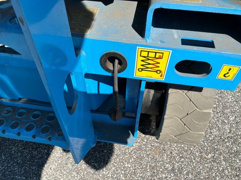2021 Sinoboom 4047 Hubarbeitsbühne (neuwertig)