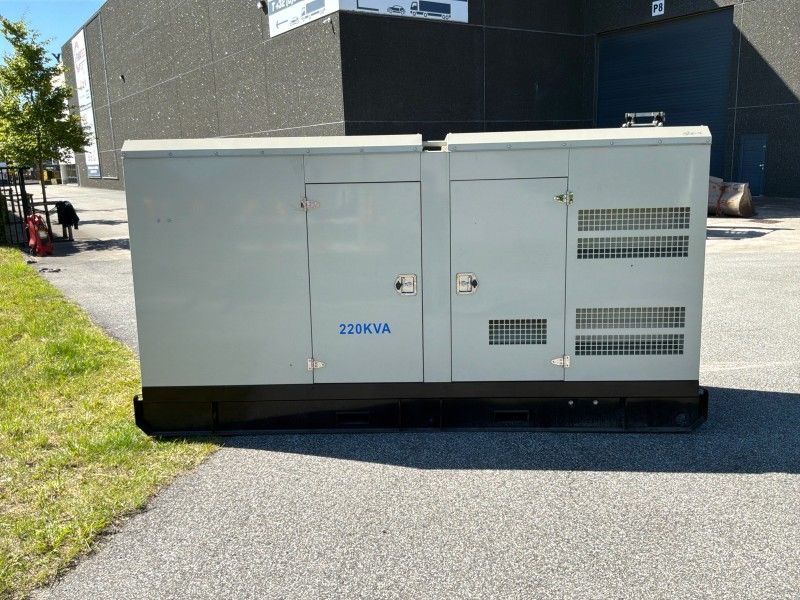 2023 Cummins 220 kVA Stromgenerator (unbenutzt)