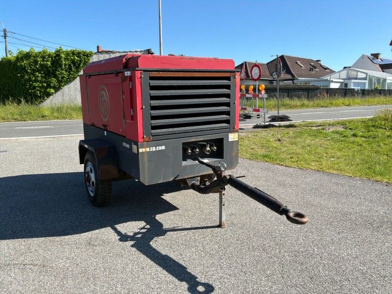 2015 Chicago Pneumatic CPS 400 Mobiele luchtcompressor