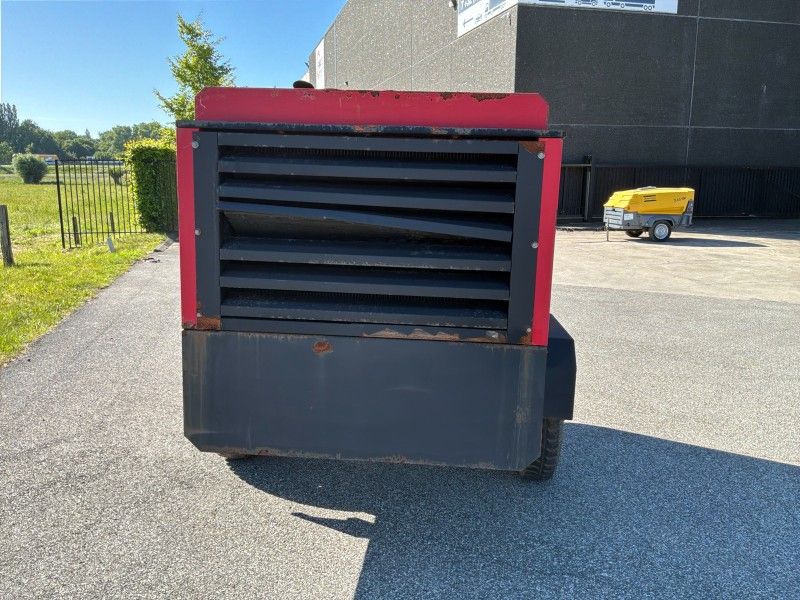 2015 Chicago Pneumatic CPS 400 Mobiele luchtcompressor