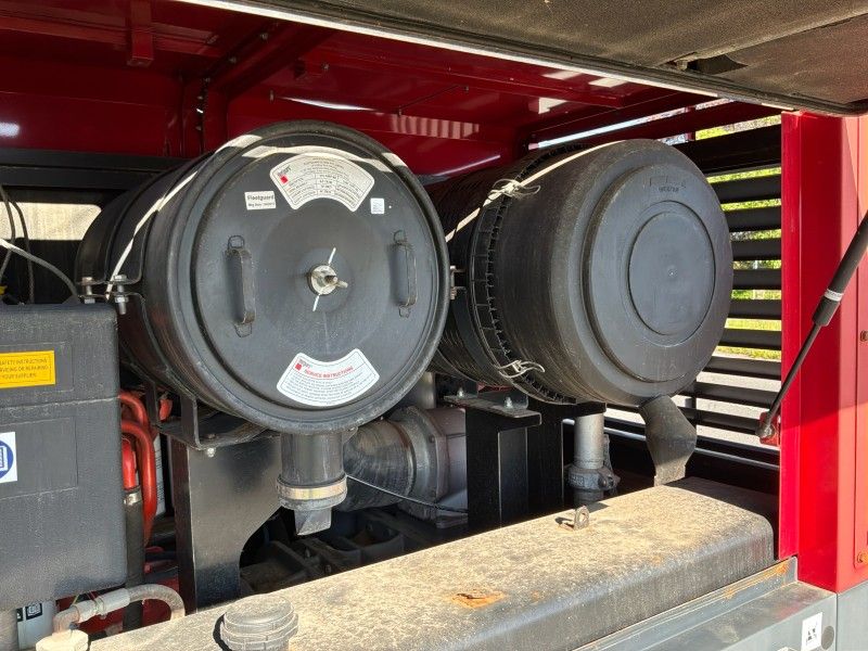 2018 Chicago Pneumatic CPS 800 - 10 Mobiler Luftkompressor