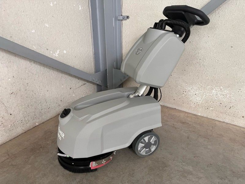 Kremer KRM30 Bodenreinigungsmaschine