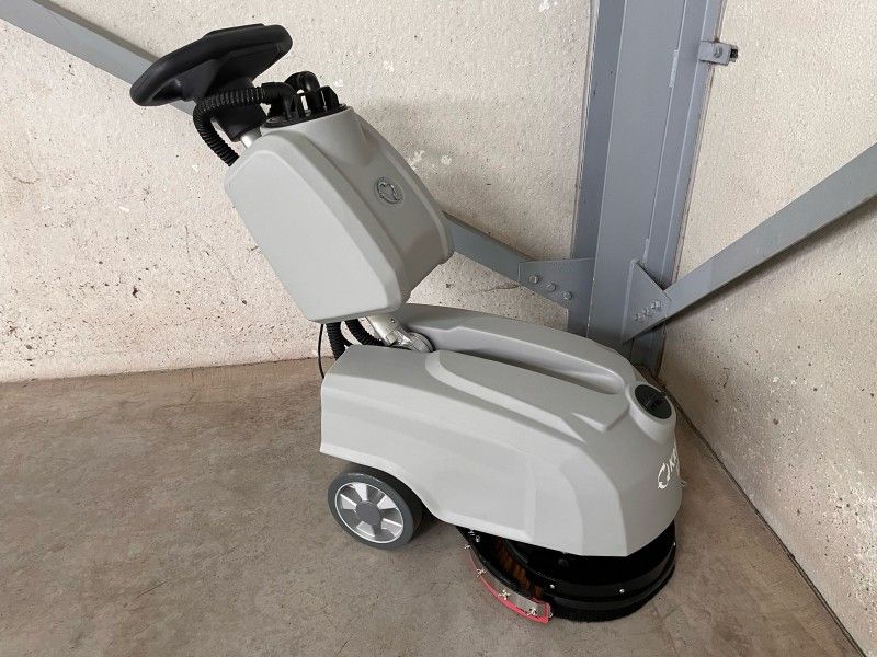 Kremer KRM30 Bodenreinigungsmaschine