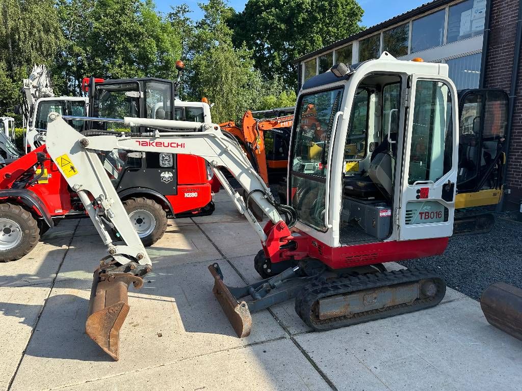 Takeuchi TB 216 A