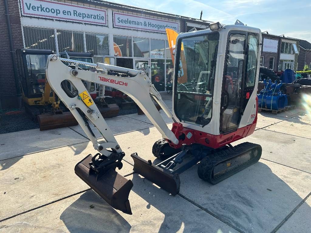 Takeuchi TB 216 A