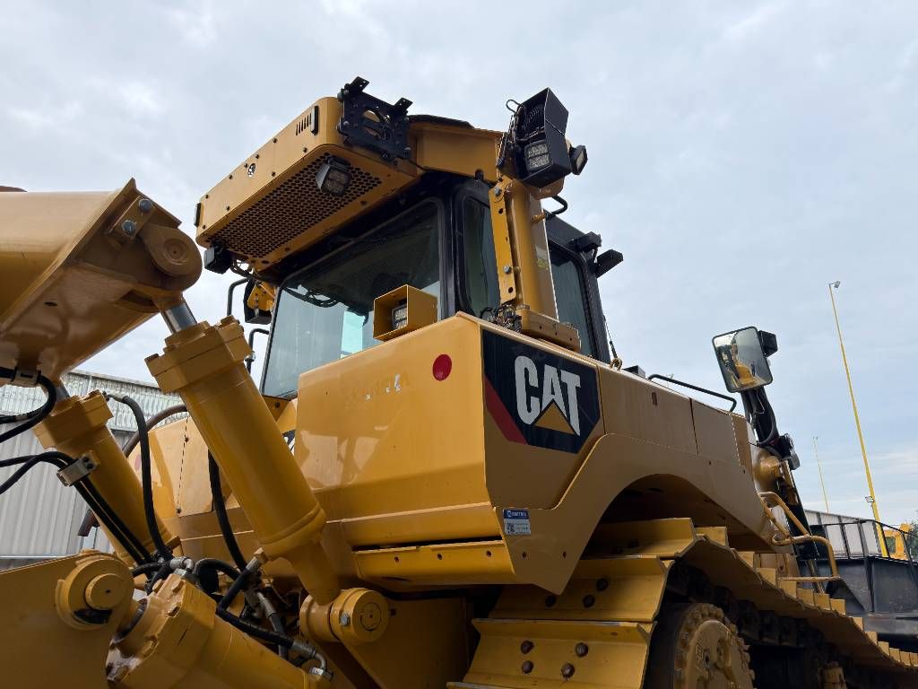 CAT D8T - CE document and TA2 Inspection available