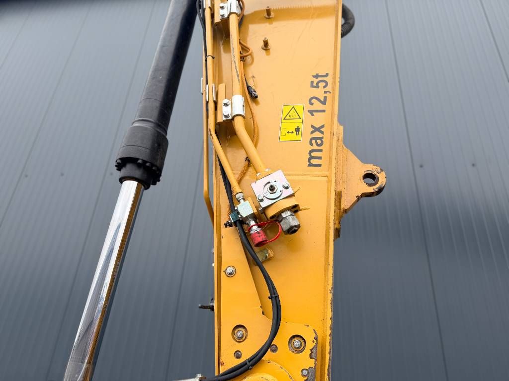 CAT 323 07A