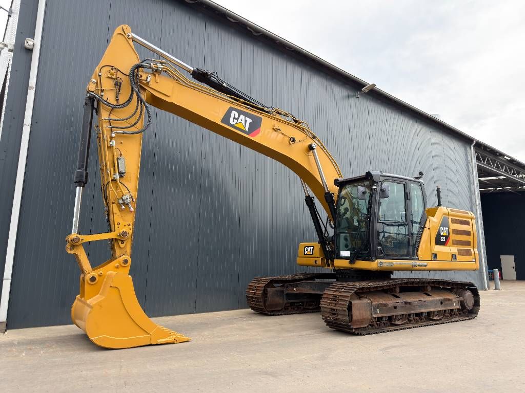 CAT 323 07B