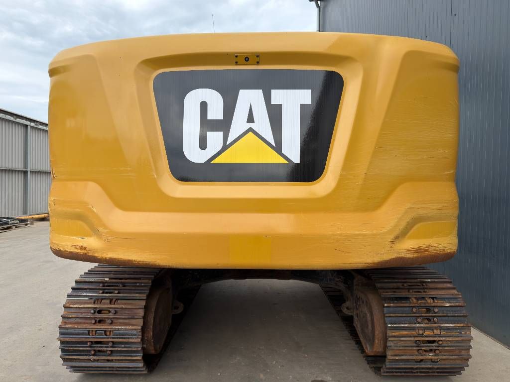 CAT 323 07B