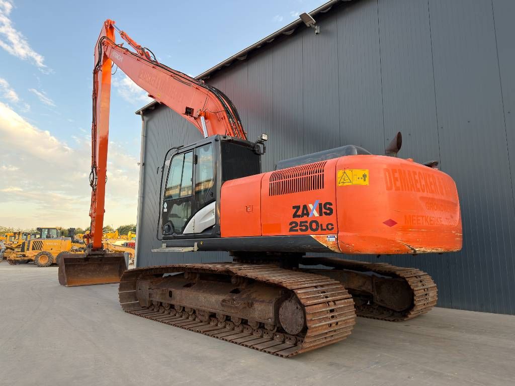 Hitachi ZX250LC-5B Long Reach