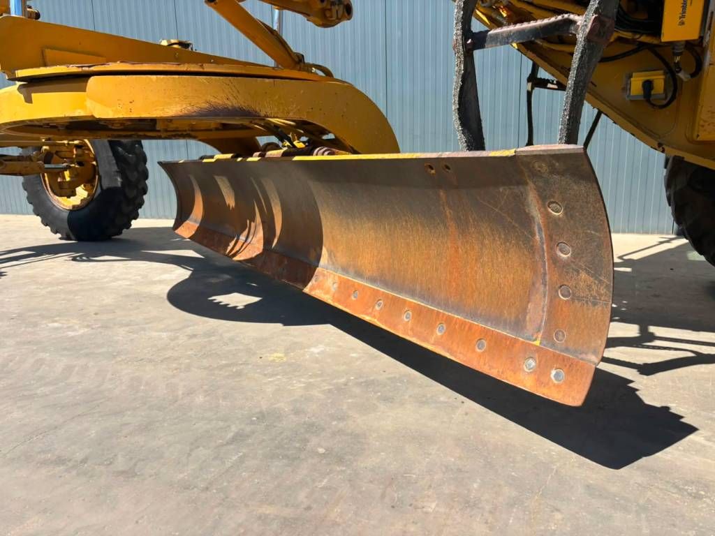 CAT 120H - CE