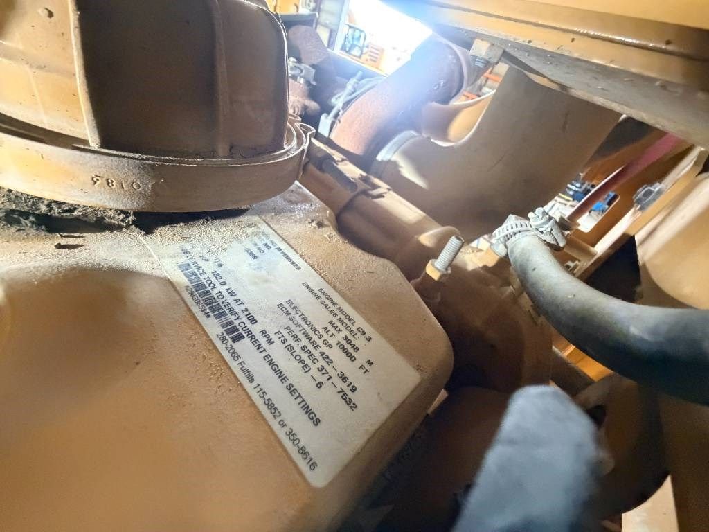 CAT 140M2