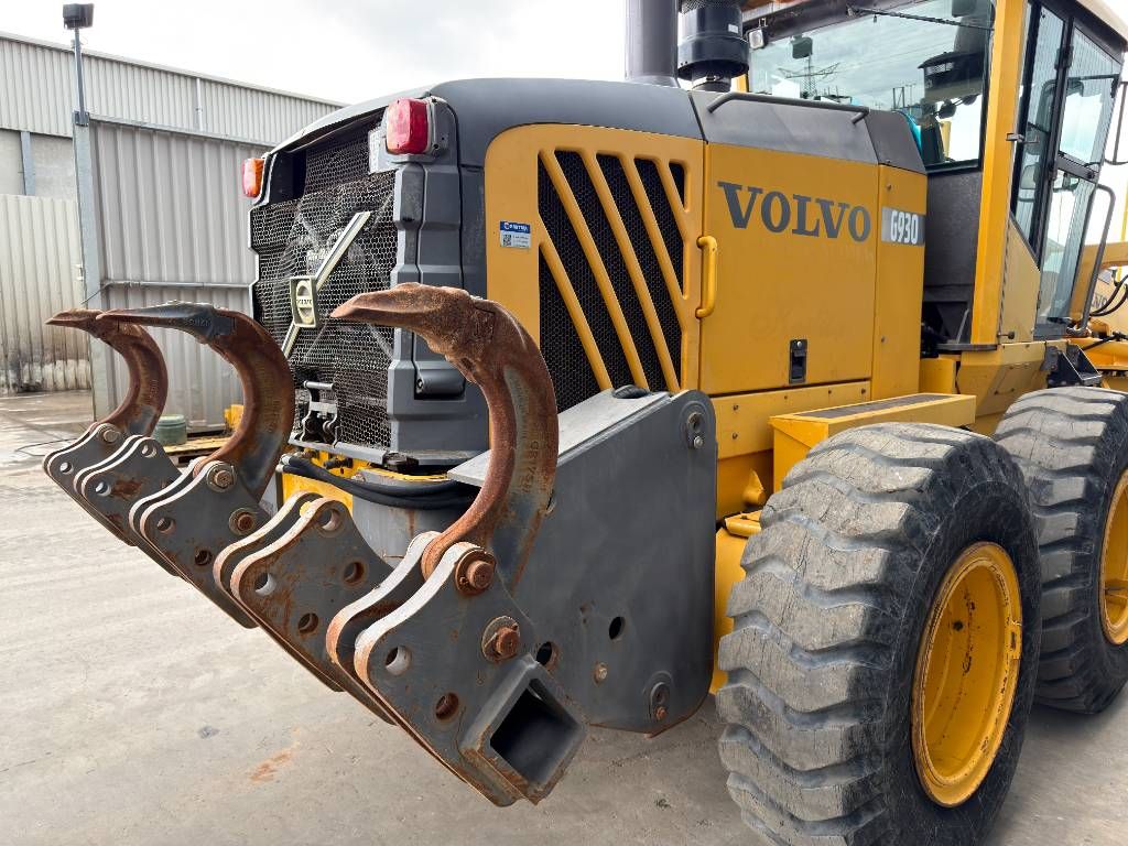 Volvo G930 - CE