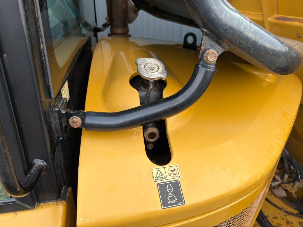 CAT 730C2