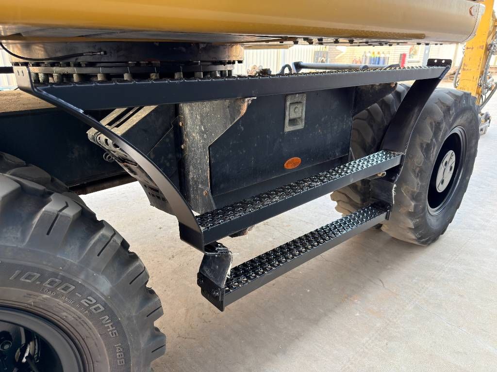 CAT M315F - With OilQuick