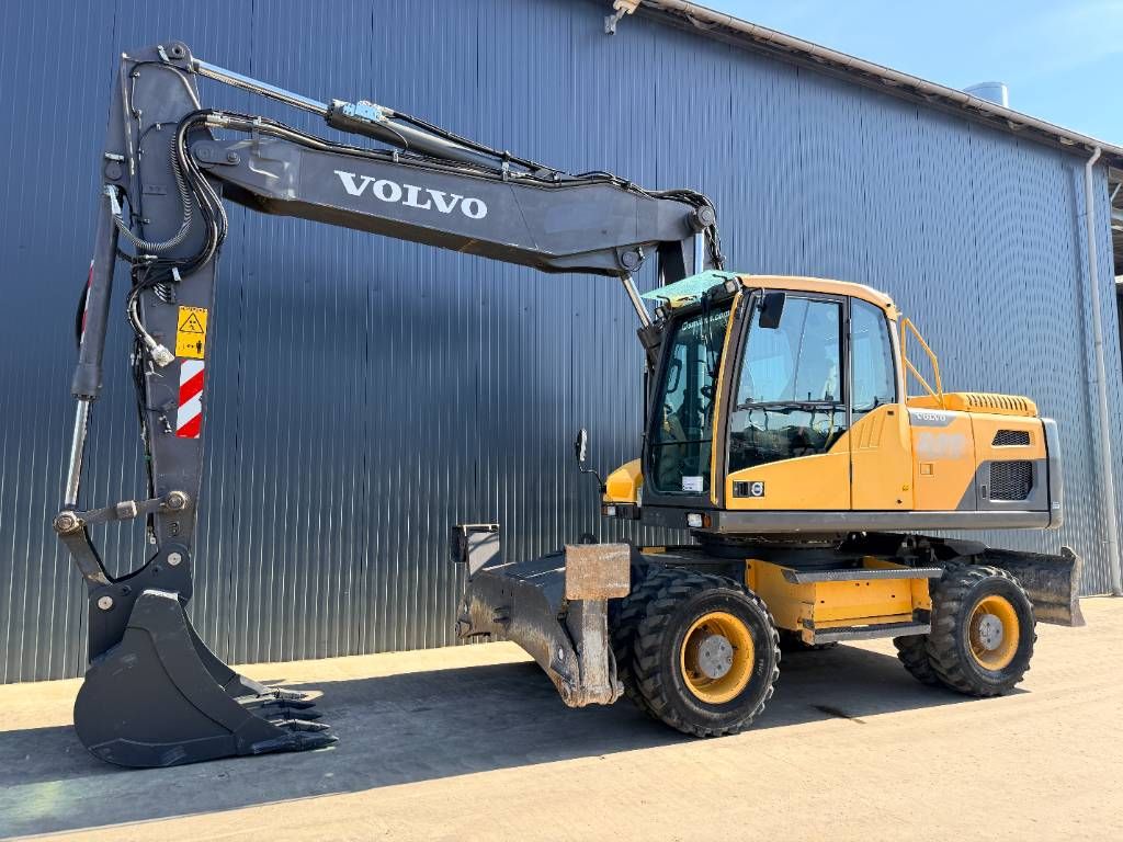 Volvo EW180D