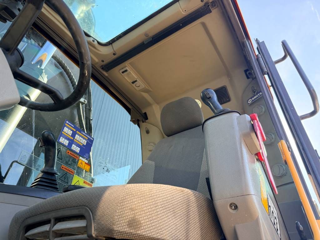 Volvo EW180D