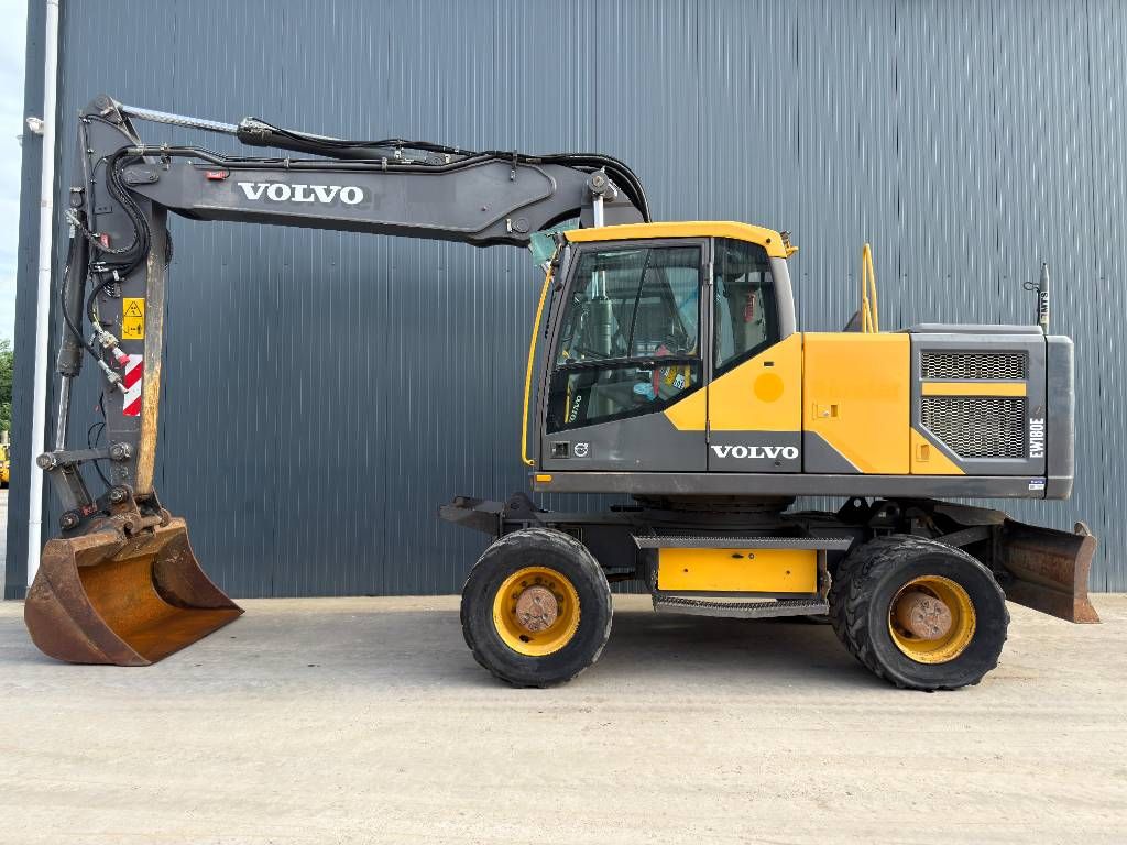 Volvo EW180E