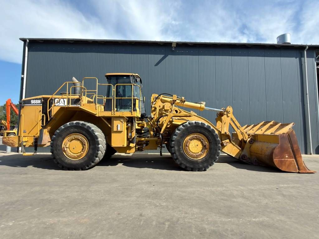 CAT 988H