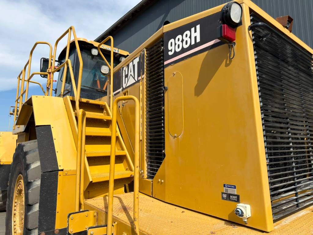 CAT 988H