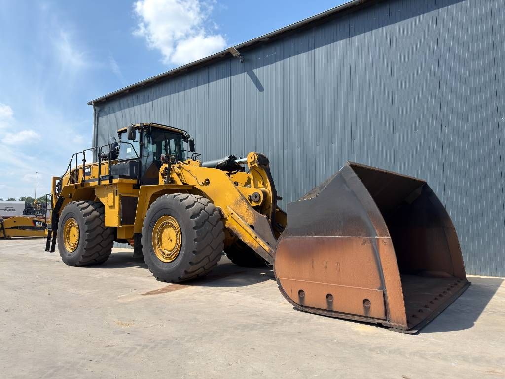 CAT 988K