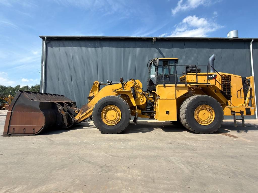 CAT 988K