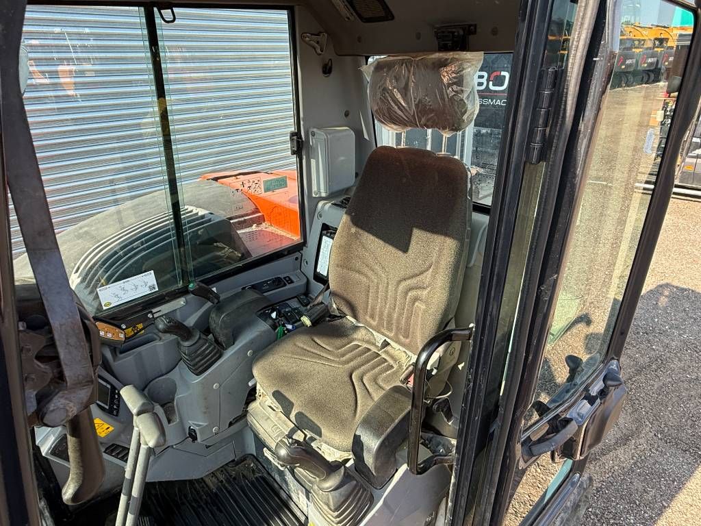 Kubota KX080-4A2 - Hammer Lines / Quick Coupler
