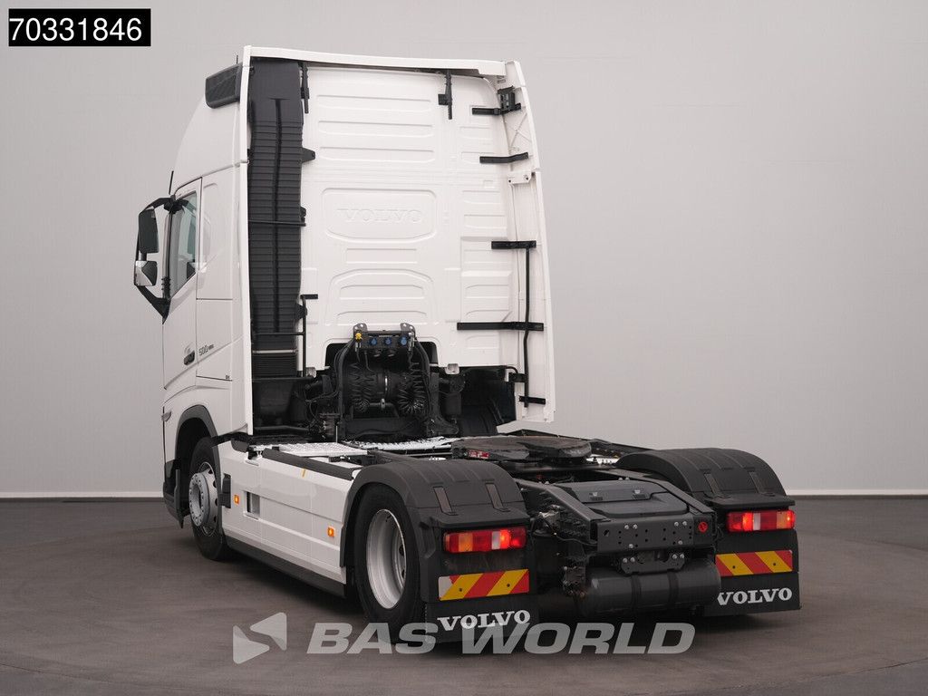 Volvo FH 500 4X2 XL 2xTanks I-ParkCool ACC