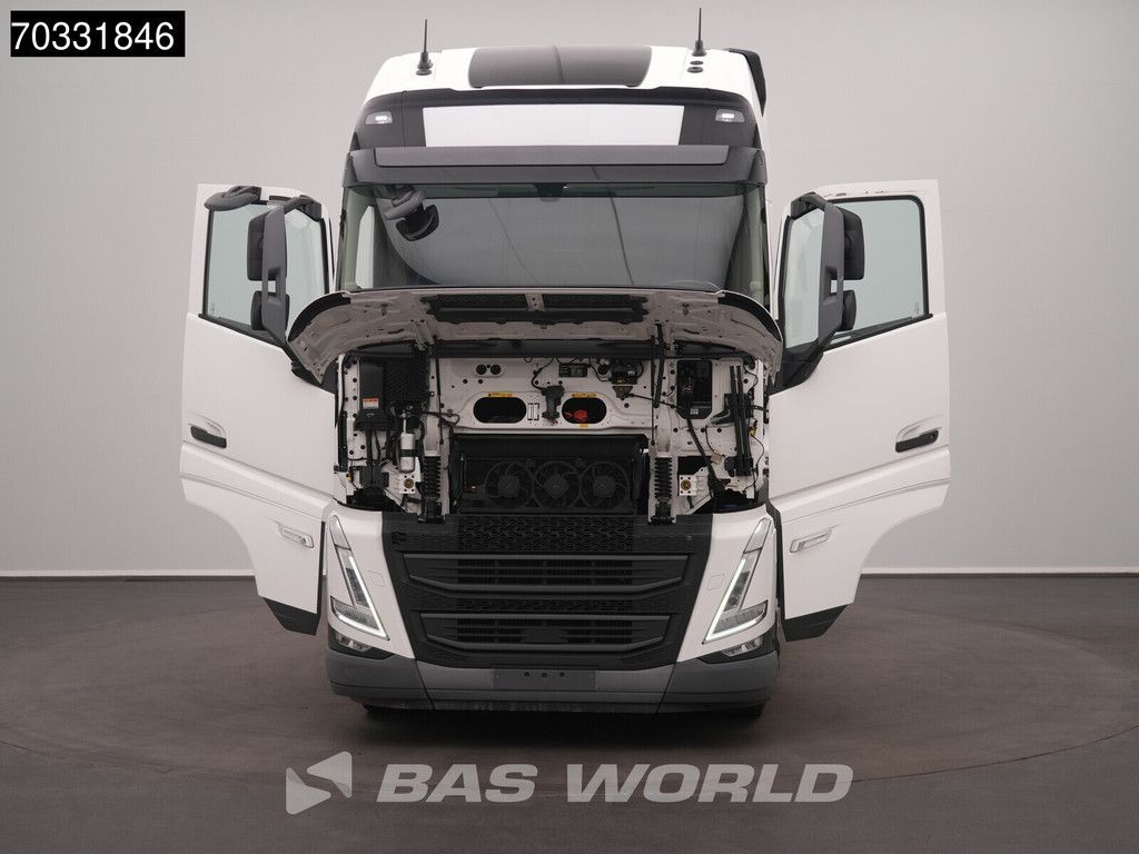 Volvo FH 500 4X2 XL 2xTanks I-ParkCool ACC