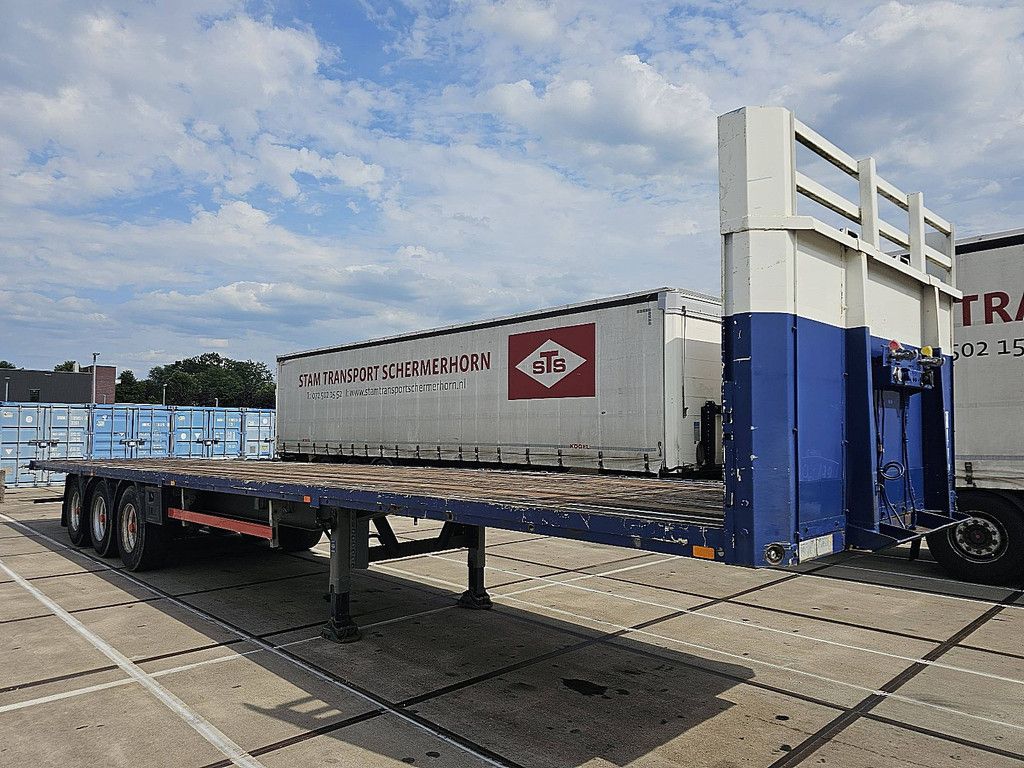 VAN HOOL 3 AXLE PLATFORM hard wood floor