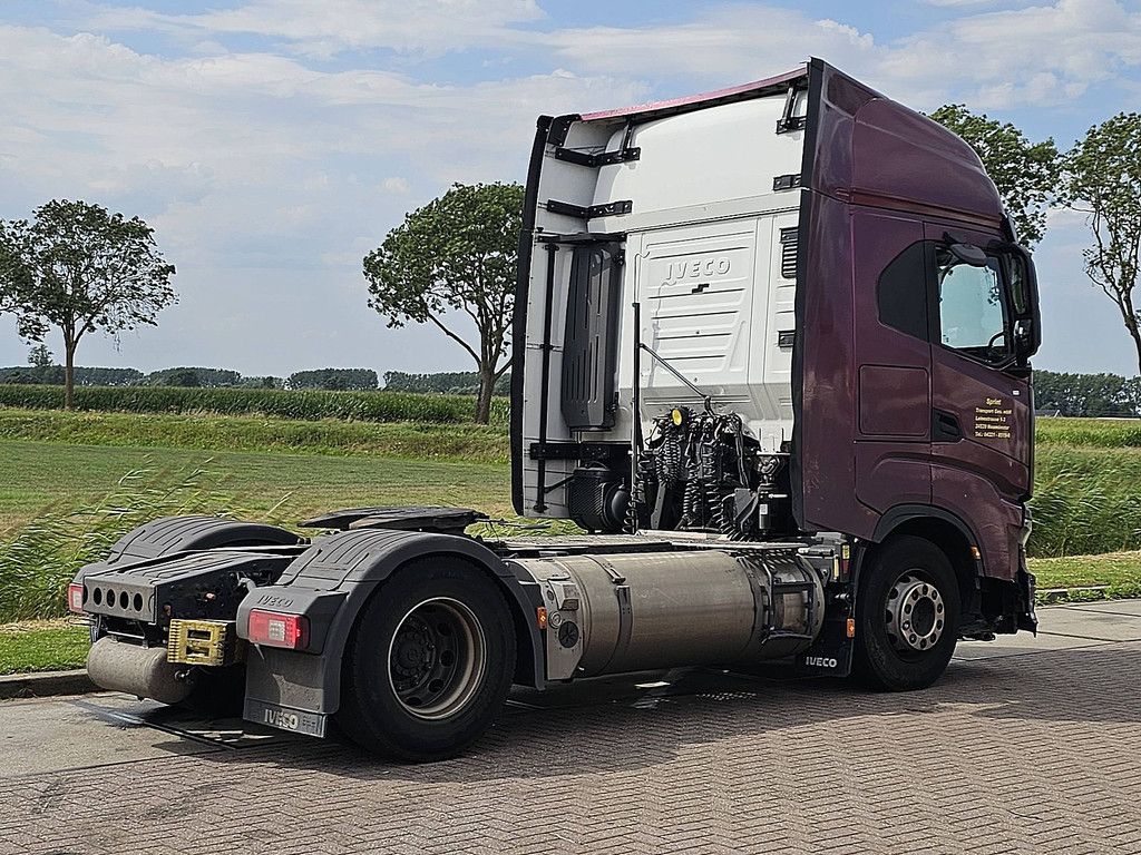 IVECO S-WAY AS440S46 lng