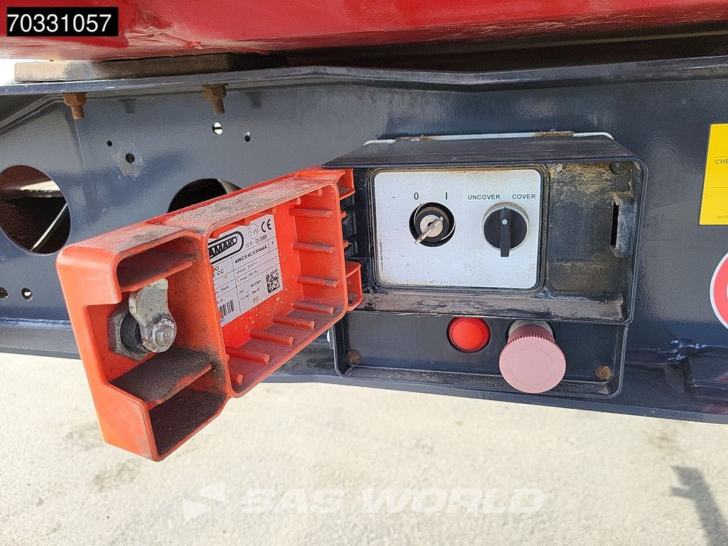 Schmitz SCB*S3D Lift Axle Cramaro