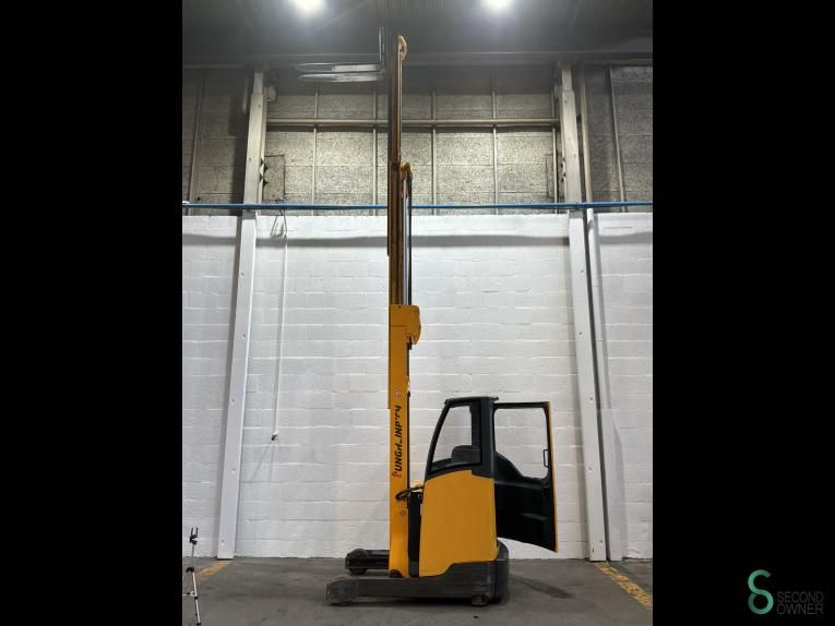 Reachtrucks Electric Jungheinrich ETV 216 2013 Cabin