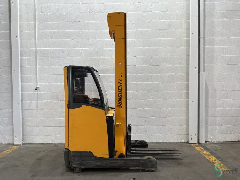 Reachtrucks Electric Jungheinrich ETV 216 2013 Cabin