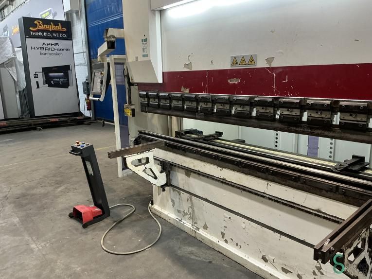 Press brakes Baykal APHS 31120 2018