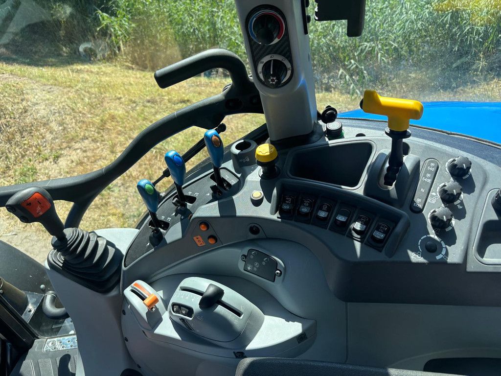 New Holland T5 T5 120 EC