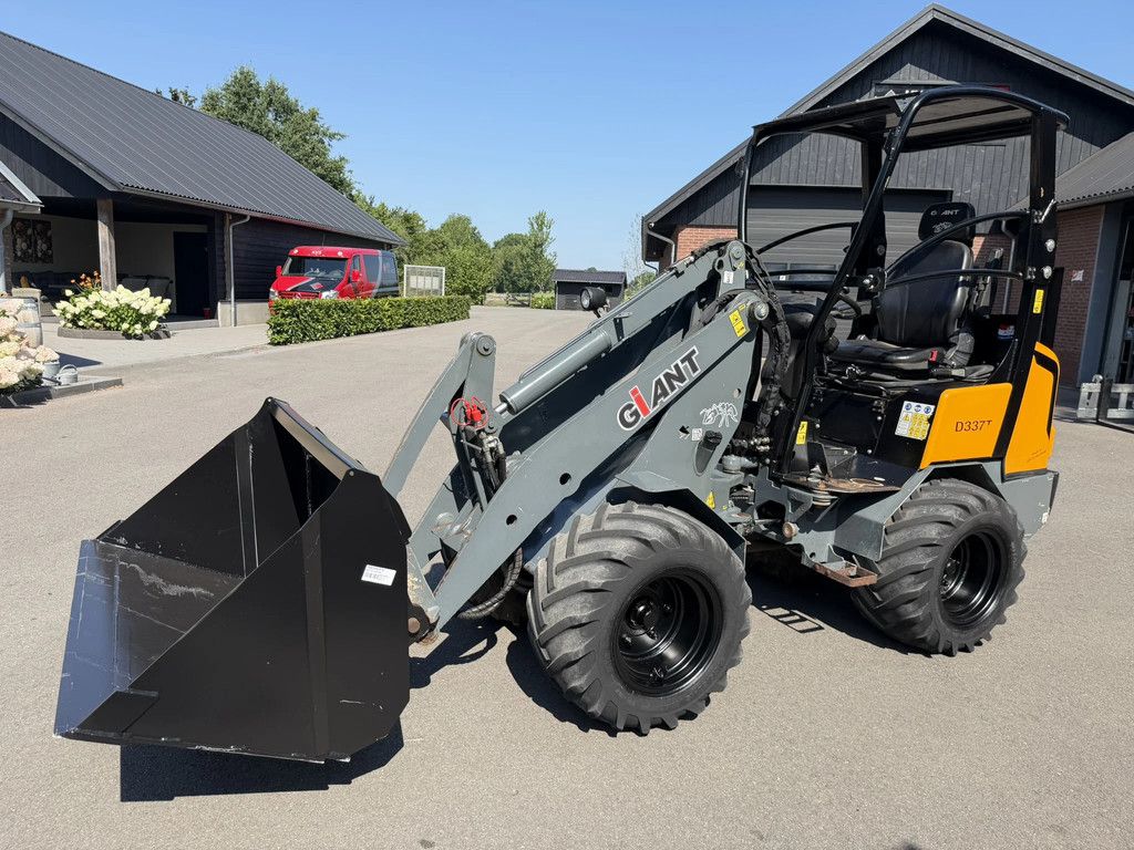Giant D337T V 337 T
