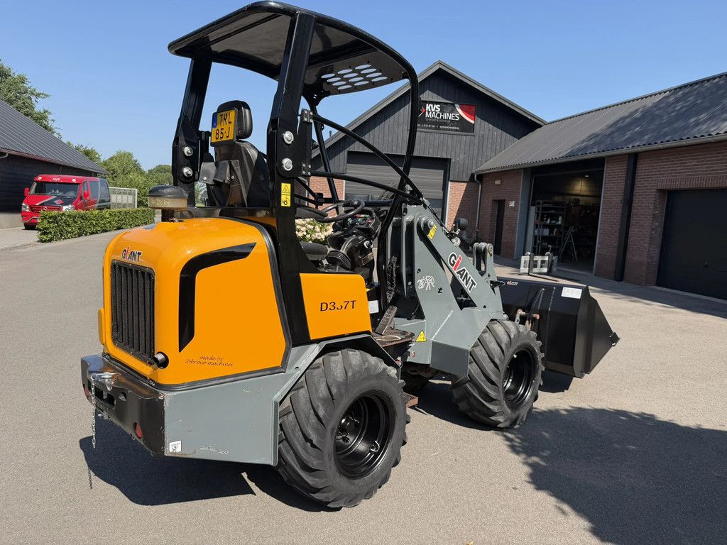 Giant D337T V 337 T
