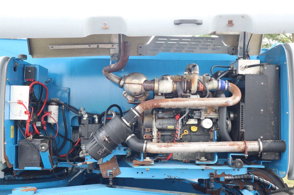Genie ZX-135 /70 | 43 METER | 272 KG | LOW HOURS