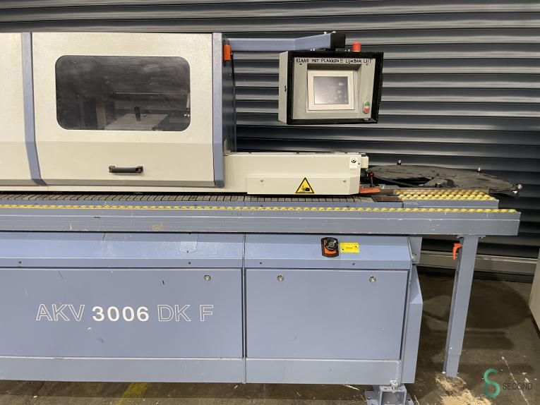 Kantenanleimmaschinen Hebrock AKV 3006 DK-F 2012
